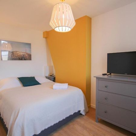 Lille Centre - Nice And Functional Ap. 2Bdrm Eksteriør bilde